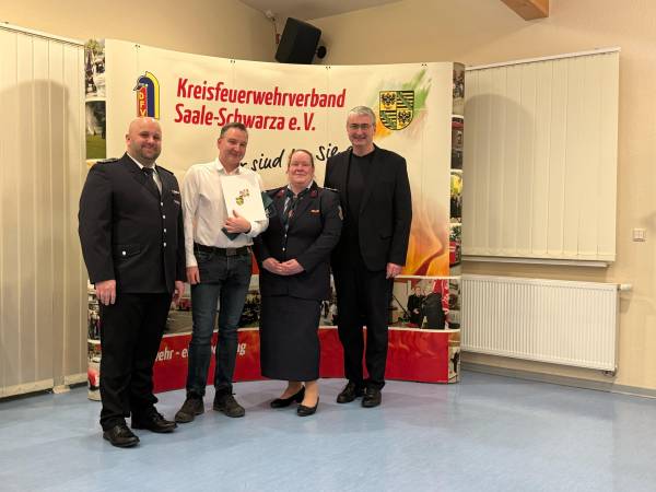 Verbandsversammlung des Kreisfeuerwehrverbands – Rückblick und personelle Veränderungen_WhatsApp Bild 2025-02-21 um 22.26.42_e2d70921.jpg